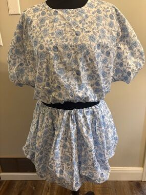 Gianni Bini White and Light Blue Floral Two-Piece